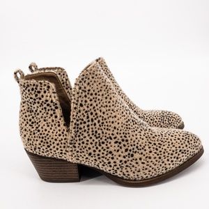 chinese laundry caring cheetah booties